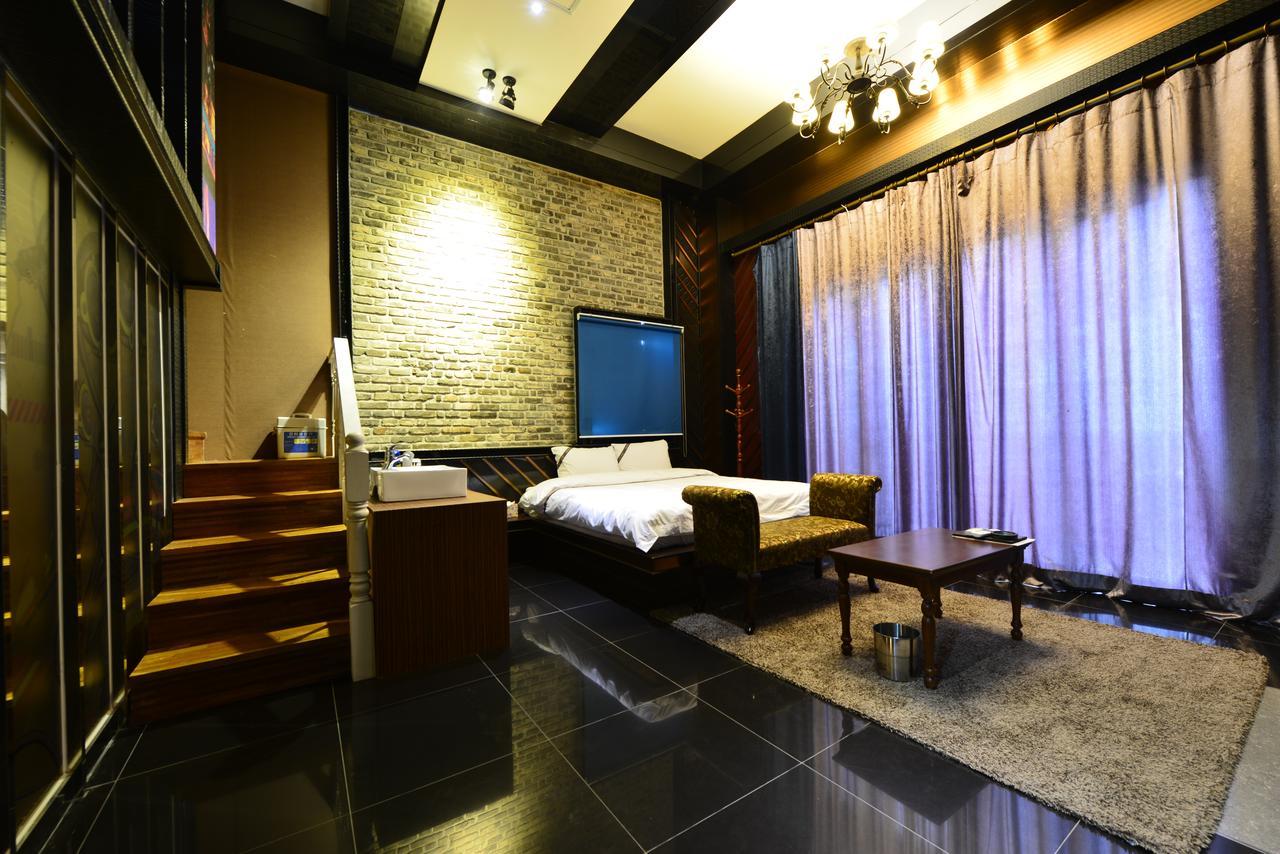 Daegu Piano Motel Bagian luar foto