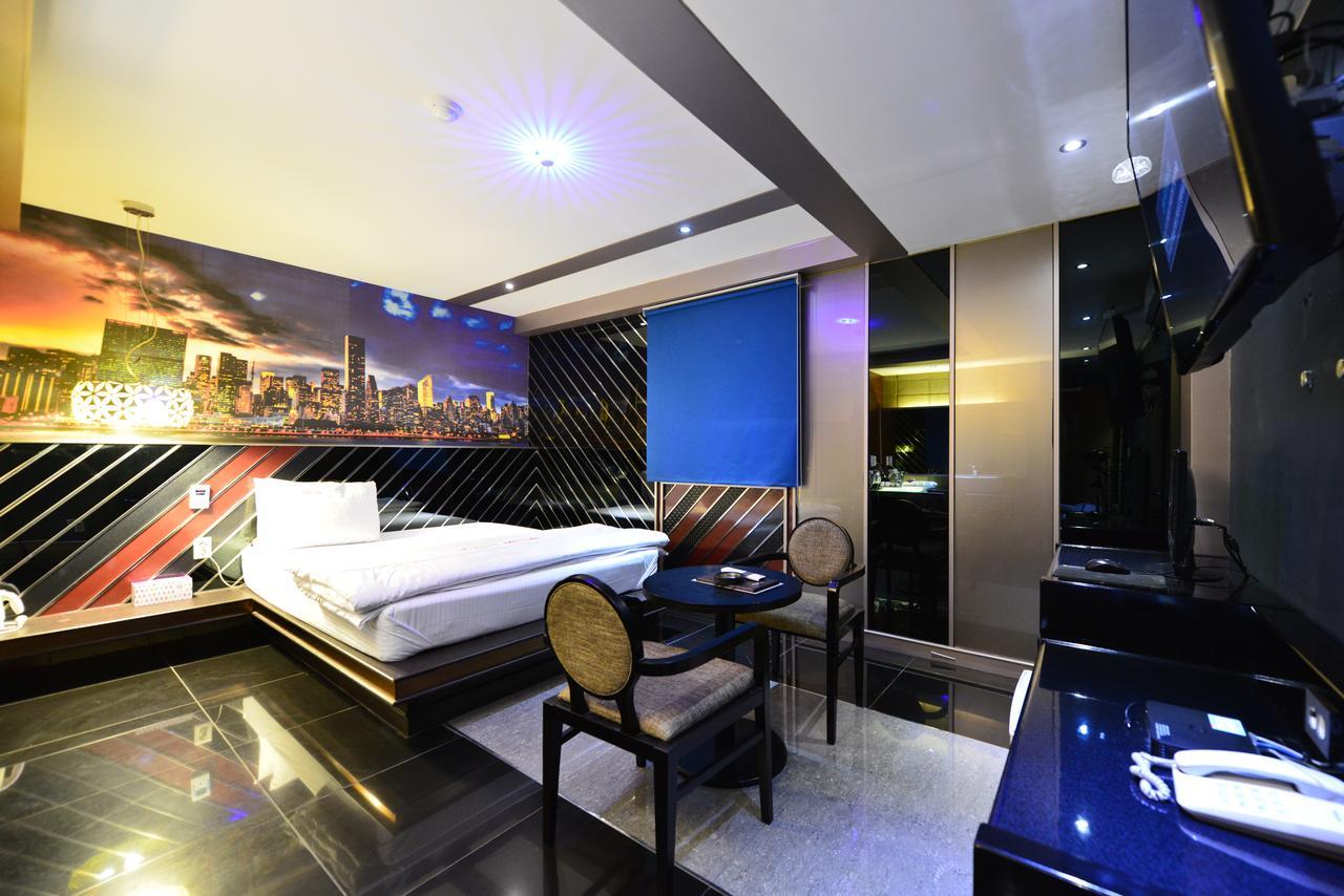 Daegu Piano Motel Bagian luar foto